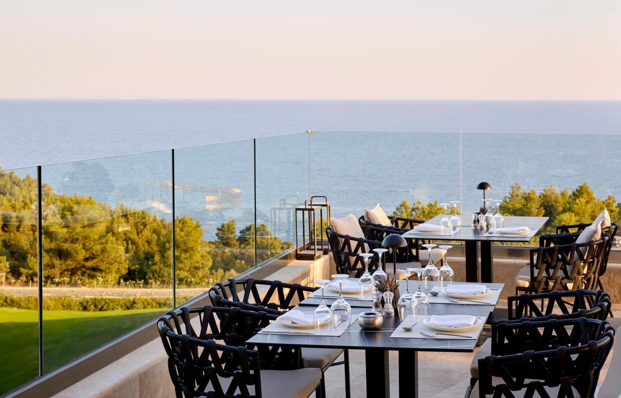 Ajul Luxury Hotel & Spa Resort, A Registry Collection Hotel Ajía Paraszkeví Kültér fotó